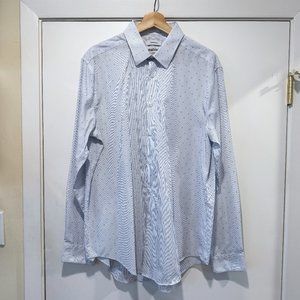 Calvin Klein - Dress Shirt - Large - Slim Fit - White with blue stripes